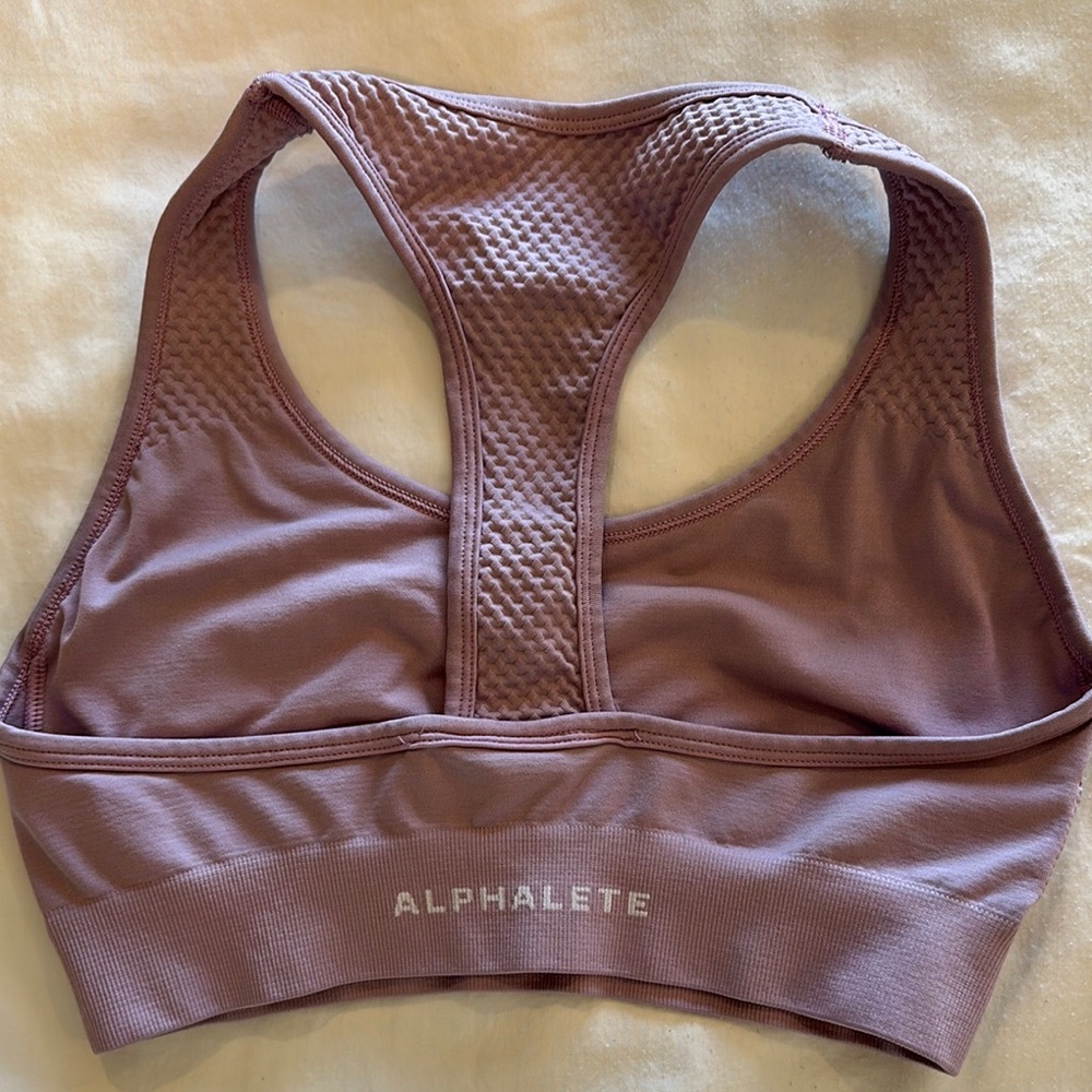 Alphalete Women's Mauve Sports Bra